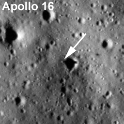 Imagen del lugar de alunizaje de la Apollo 16. NASA/LROC Imagen del lugar de alunizaje de la Apollo 16. NASA/LROC