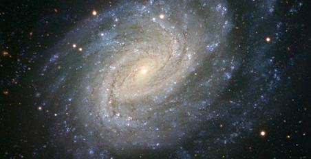 Imagen de la galaxia NGC 1187 en Eridano. Haga click en la imagen para agrandar. Crdito: ESO/VLT.
