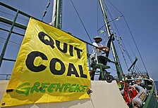 Campaña de Greenpeace contra el carbón.