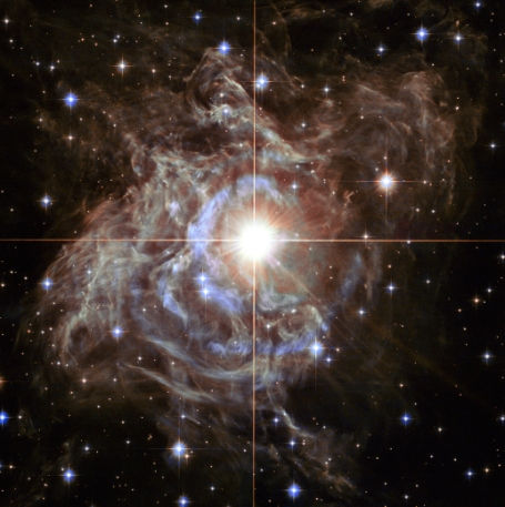 Variable cefeida RS Puppis rodeada de su nebulosa. Crédito: HUBBLE/NASA.