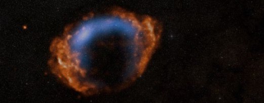 Imagen de Rayos X del Chandra de los remanentes de una supernova.