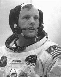 Armstrong se prepara para su viaje a la Luna en la Apollo 11. NASA.
