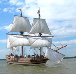Réplica del Godspeed, la nave de los primeros colonos ingleses de América del Norte.