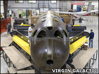 SpaceShipTwo en construcción en California (Virgin Galactic)