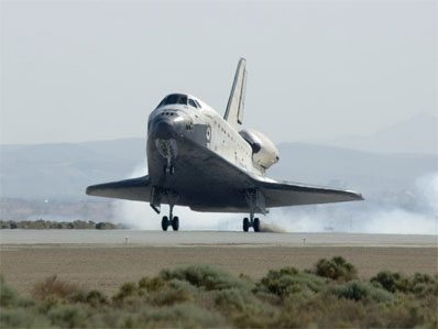 El Atlantis aterriza en California. NASA.