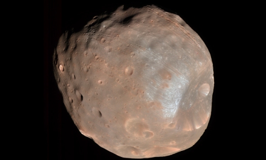 Imagen de Fobos tomada por lLa sonda Mars Reconnaissance Orbiter (MRO) de la NASA.