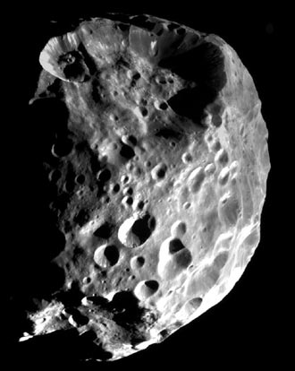 Foebe, la luna de Saturno